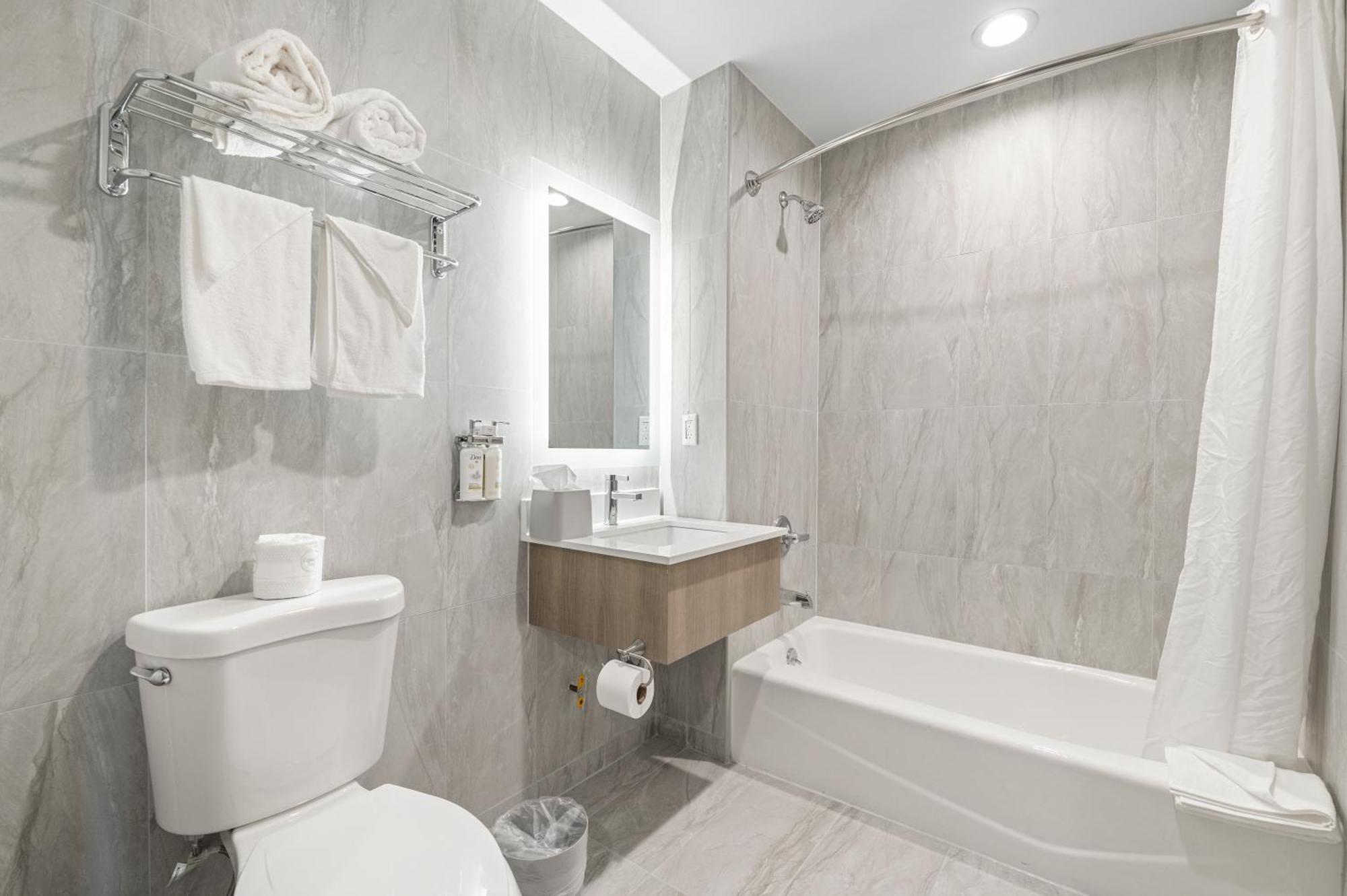 Holiday Inn Express & Suites Νέα Υόρκη Εξωτερικό φωτογραφία