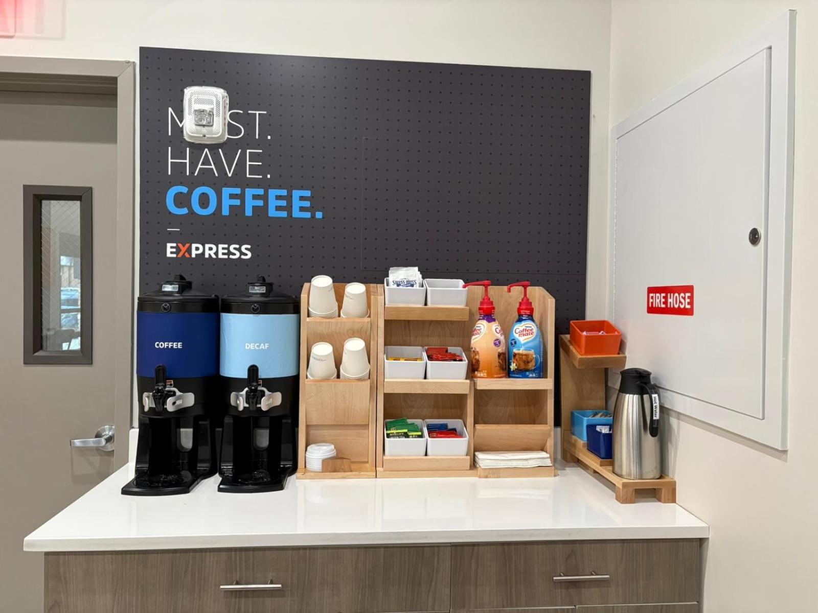 Holiday Inn Express & Suites Νέα Υόρκη Εξωτερικό φωτογραφία